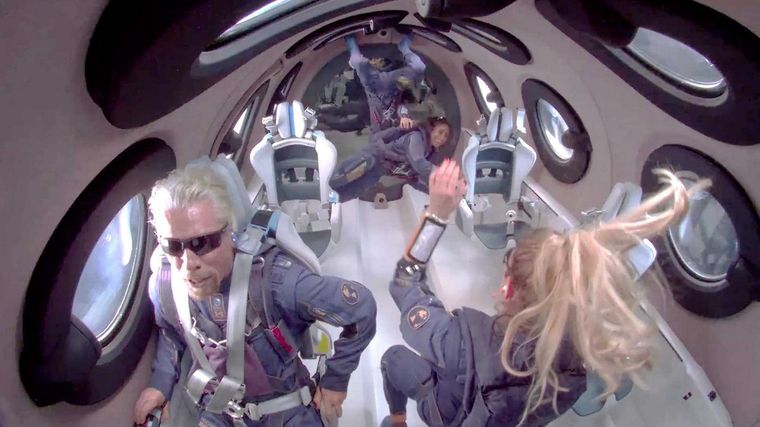 Branson experimenta la ingravidez. Foto: Rtve.
