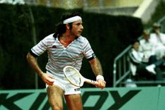 Guillermo Vilas ganó cuatro Grand Slams, pero nunca fue reconocido oficialmente como número 1 del ranking ATP. Guillermo Vilas ganó cuatro Grand Slams, pero nunca fue reconocido oficialmente como número 1 del ranking ATP.