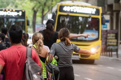 MDZol | Pese a los reclamos desde el interior de Mendoza, el Gobierno no dará marcha atrás con el aumento. Foto: Santiago Tagua/MDZ