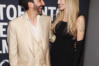 MDZol | ¡Gran noche! Juan Minujín posó junto a Angelina Jolie en el Festival de Cine de Toronto Foto: Instagram