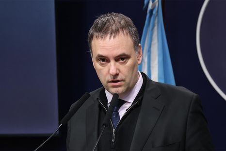 Adorni dio detalles del megarecorte en la Secretaría de Comunicación y Medios. Foto: Presidencia