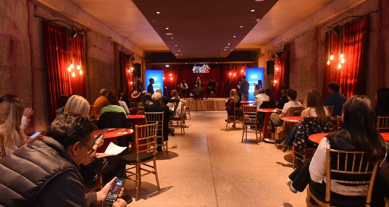 El salón Terroir del Hotel Hualta es el escenario. El salón Terroir del Hotel Hualta es el escenario. 