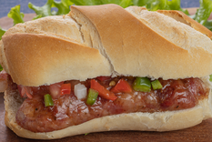 El choripán argentino fue elegido entre los mejores “hot dogs” de América Latina.