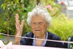 Ethel Caterham nació en Inglaterra hace más de un siglo y acaba de convertirse en la mujer más longeva del mundo con 115 años cumplidos el pasado agosto. Foto: Gentileza