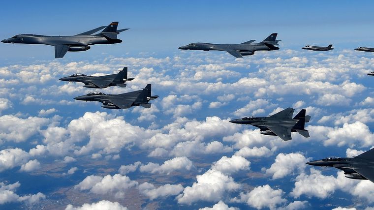 Los cazas de Corea del Sur salieron a mostrar su poder. Foto: Cnn.