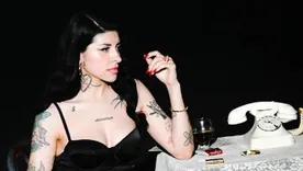 La cantante celebró con amigos. La cantante celebró con amigos.