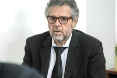 trasladaron al penal de ezeiza a un preso con coronavirus y un empresario detenido se quejo