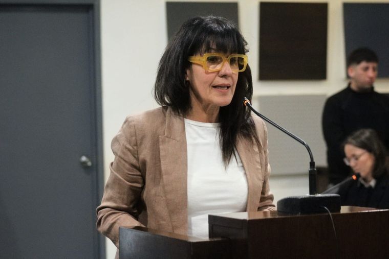 Mariana Silvestre forma parte de la defesnsa de Omar Poblete.