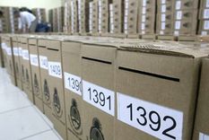 Los candidatos que competirán en las elecciones legislativas bonaerenses del 7 de septiembre deben hacer públicas sus declaraciones juradas