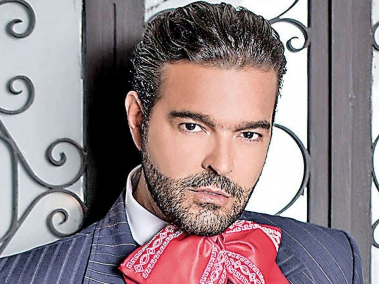 Pablo Montero aseguró que ya no tiene problemas con la bebida. Foto: Archivo