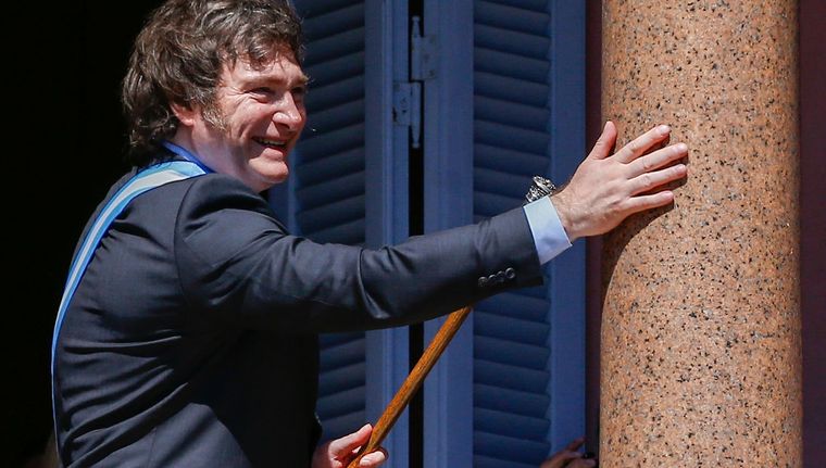 Batalla. Javier Milei deberá domar la inflación, ajustar y gobernar Foto: EFE