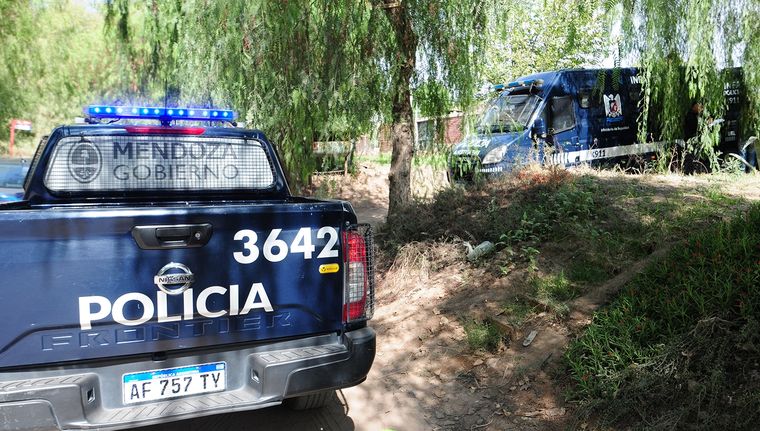 Las medidas que se desarrollaron en El Borbollón durante las horas posteriores al caso que sacudió a la provincia. Foto: ALF PONCE MERCADO / MDZ