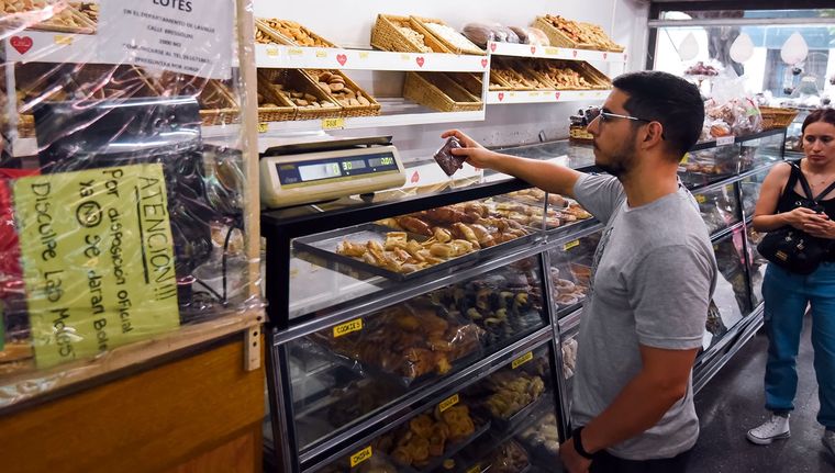 El precio del pan es uno de los que más aumentó en el último año Foto: Santiago Tagua/MDZ