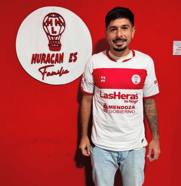 Joan Juncos es el nuevo refuerzo de Huracán Las Heras para el tramo final del Federal A. Joan Juncos es el nuevo refuerzo de Huracán Las Heras para el tramo final del Federal A.