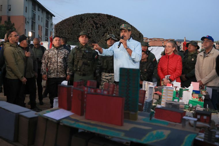 Junto a distintas autoridades, Nicolás Maduro puso en marcha un plan que va de punta a punta.
