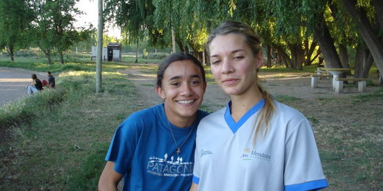 Ailín Funes y Paula Macarena Solís.