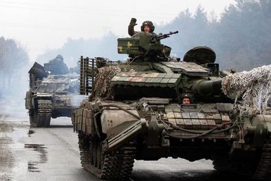 MDZol | Tanque ucraniano se dirige al frente de batalla en Lugansk, el pasado 25 de febrero. Foto: GETTY IMAGES
