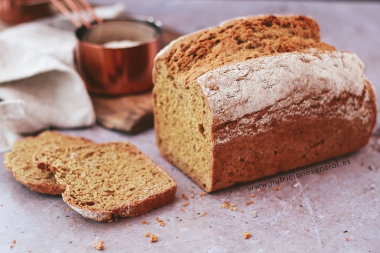 Admira este delicioso pan casero, fácil y práctico