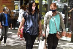 El Gobierno advirtió sobre circulación comunitaria y realizó recomendaciones para las fiestas Foto: ALF PONCE MERCADO / MDZ