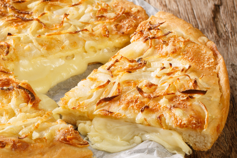 Pizza fugazzeta con queso paso a paso Pizza fugazzeta con queso paso a paso