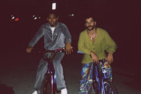 Foto: https://www.cadenadial.com/2022/camilo-presenta-el-videoclip-de-su-nueva-cancion-bebiendo-sola-junto-a-myke-towers-305320.html