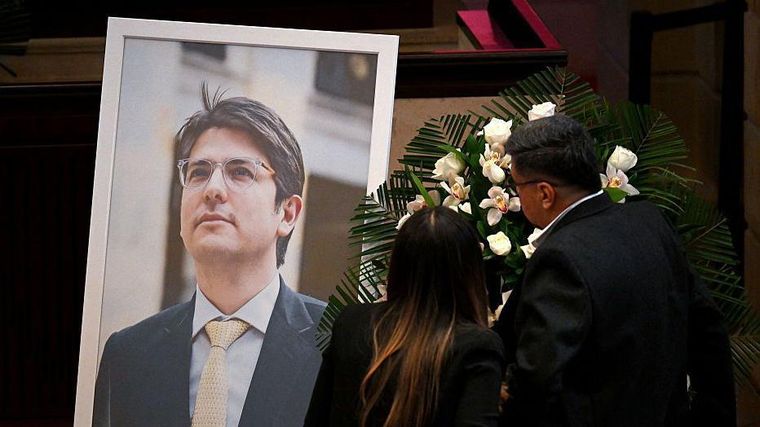 Homenaje a Miguel Uribe en el Congreso en Bogotá, tras su fallecimiento.