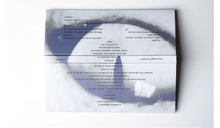 El libro de Verónica Álvarez Ávila está realizado de forma artesanal. El libro de Verónica Álvarez Ávila está realizado de forma artesanal.