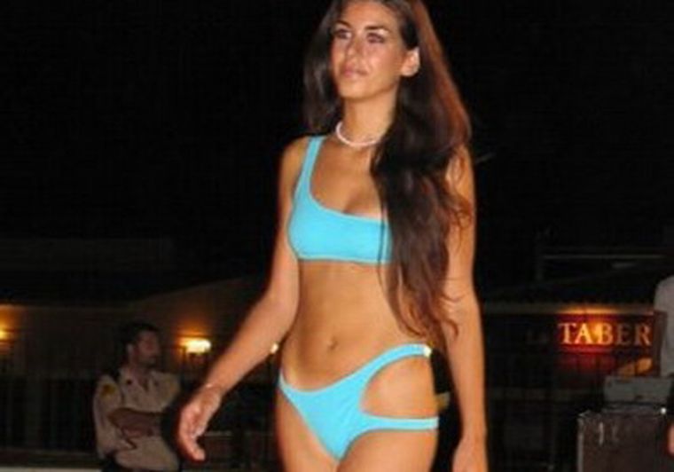 La tanga llamada quadranga hasta tiene su tema musical propio.