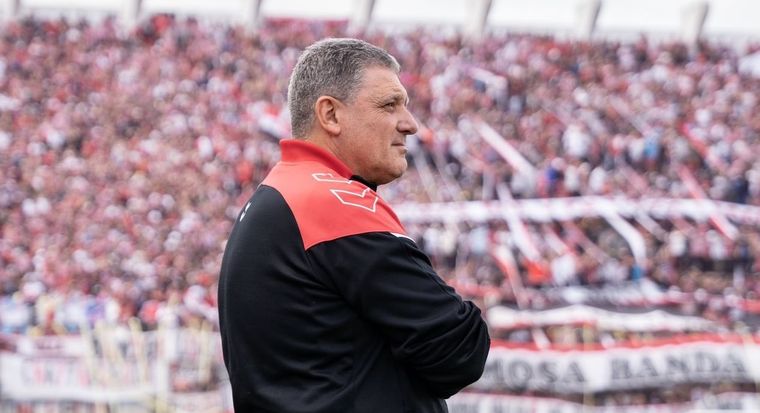 Aníbal Biggeri, DT de Chacarita Juniors Foto: Prensa @ChacaOficial