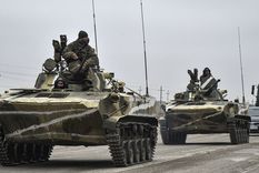 Las tropas rusas se mueven por Ucrania. Foto: Efe.