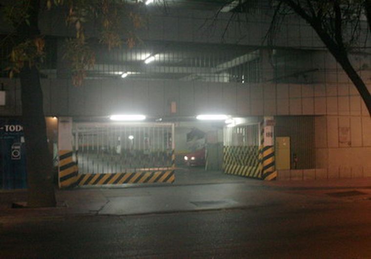 El encargado de las cocheras fue golpeado por los ladrones. Foto: MDZ