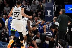 Los jugadores de Orlando y Minnesota en plena gresca. Foto: Redes Sociales