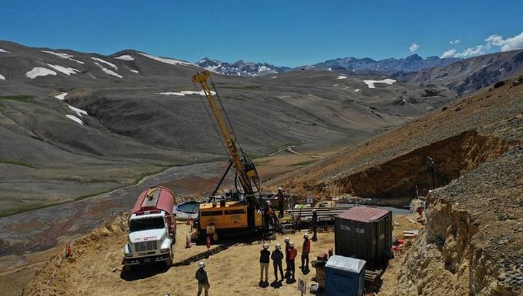 La presencia de glaciares condiciona el plan de exploración minera en Malargüe. Foto: Impulsa Mendoza