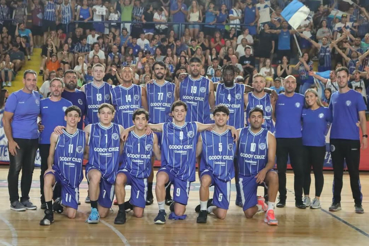 Godoy Cruz conquistó por primera vez el campeonato de básquet mendocino. Foto: Prensa Godoy Cruz