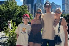 Las fotos de Pampita y sus hijos en su visita a Central Park.
