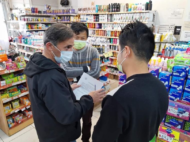 Hasta el 7 de enero habrá congelamiento de precios en bebidas, alimentos y artículos de higiene