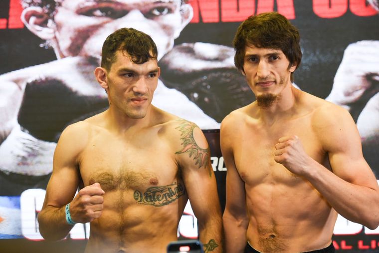 La presentación y el pesaje del combate Foto: Juan Ignacio Blanco/MDZ