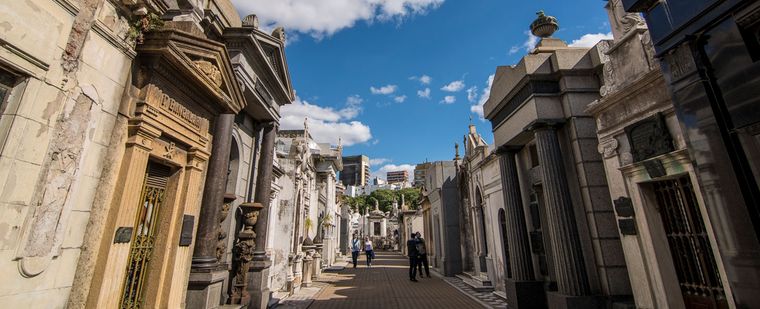 Más de 90 bóvedas del cementerio fueron declaradas Monumento Histórico Nacional. Foto: Turismo Buenos Aires
