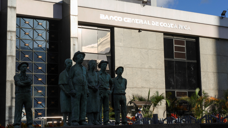 Los fondos del FM no se entregan de golpe. Se desembolsan en tramos si se han cumplido ciertas metas fiscales.