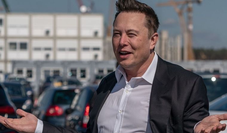 Javier Milei se comunicó de forma telefónica con el magnate Elon Musk Foto: EFE