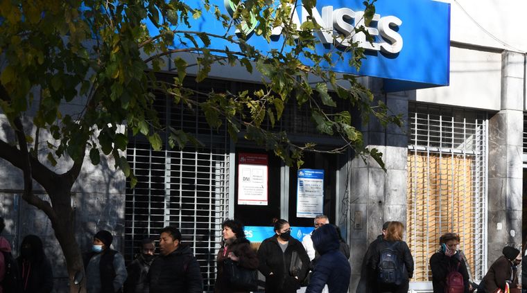 Comienza la última semana de pagos para jubilaciones mínimas y AUH.