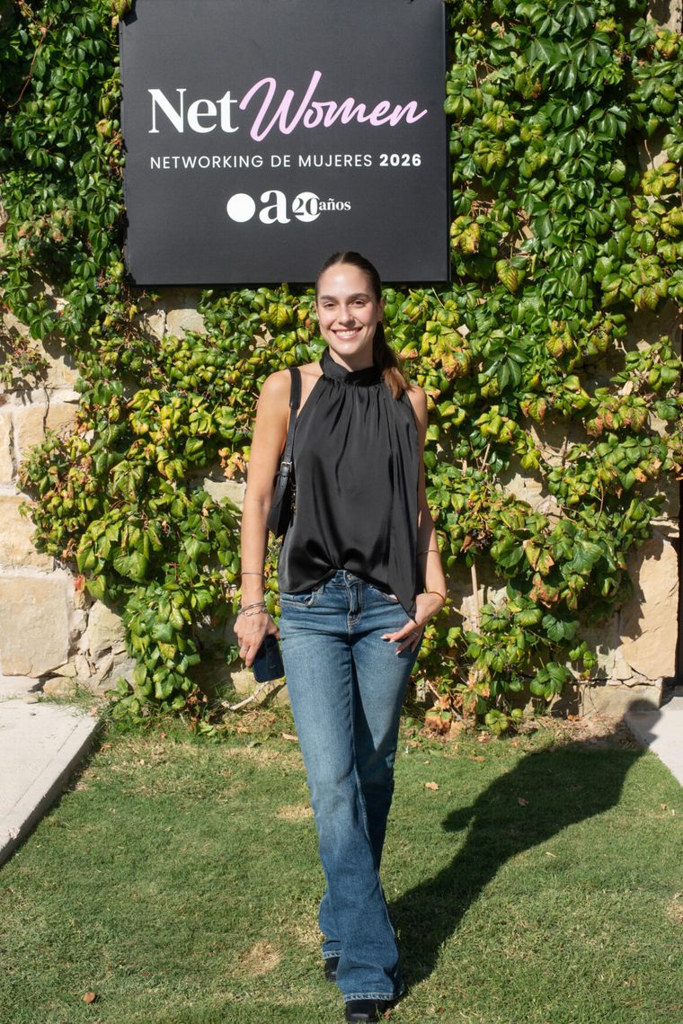 Lucia Ortiz Baeza. Lucia Ortiz Baeza.