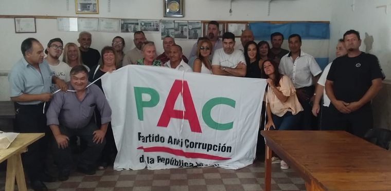 La cumbre nacional del PAC se realizó en La Plata.