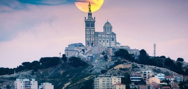 Marsella es una de las ciudadas más emblemáticas de Francia. Foto: Instagram @villemarseille
