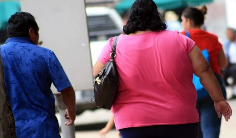 La obesidad impacta en todo el planeta Tierra. Foto: Efe.