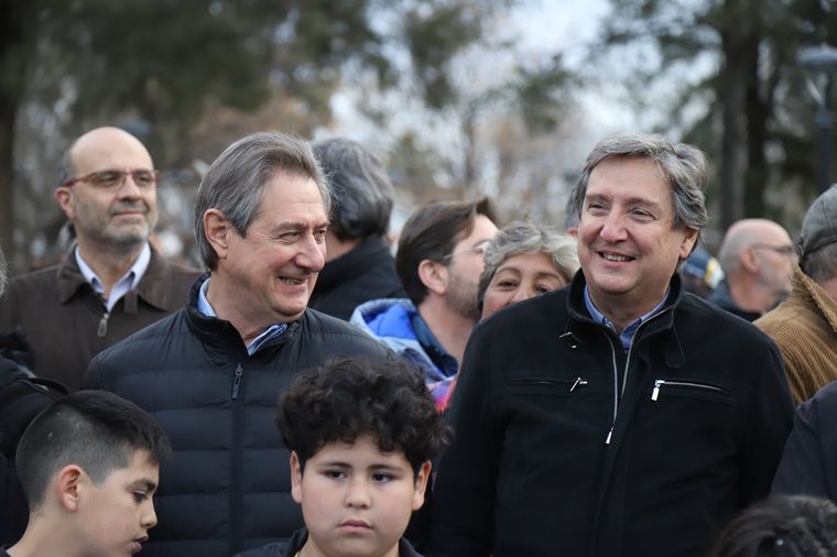 El presidente del Partido, Emir Félix, junto a su hermano, el intendente de San Rafael Omar. Foto: Gentileza / Municipalidad de San Rafael