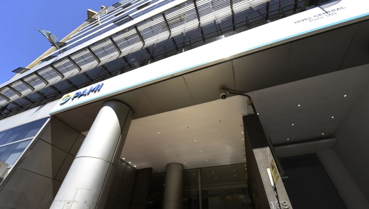 La campaña de vacunación antigripal de PAMI está vigente. La campaña de vacunación antigripal de PAMI está vigente.