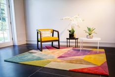 Foto: Sonya Winner - https://sonyawinner.com/blog/vegan-rugs-a-guide-to-buying-eco-friendly-ethically-sourced-rugs/?v=5b61a1b298a0