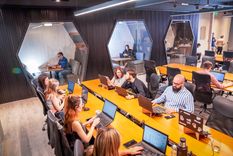 Ualá es una de las fintech de mayor crecimiento y ahora está buscando incorporar personal, ahora con el objetivo de avanzar hacia una mayor diversidad en sus planteles. Foto: Ualá