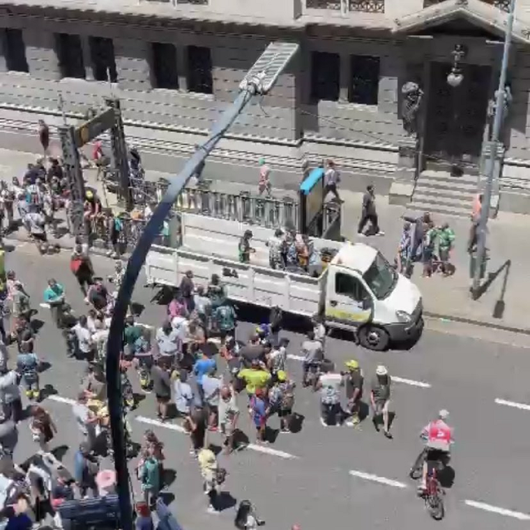 Este es el camión de la empresa que fue multada por CABA